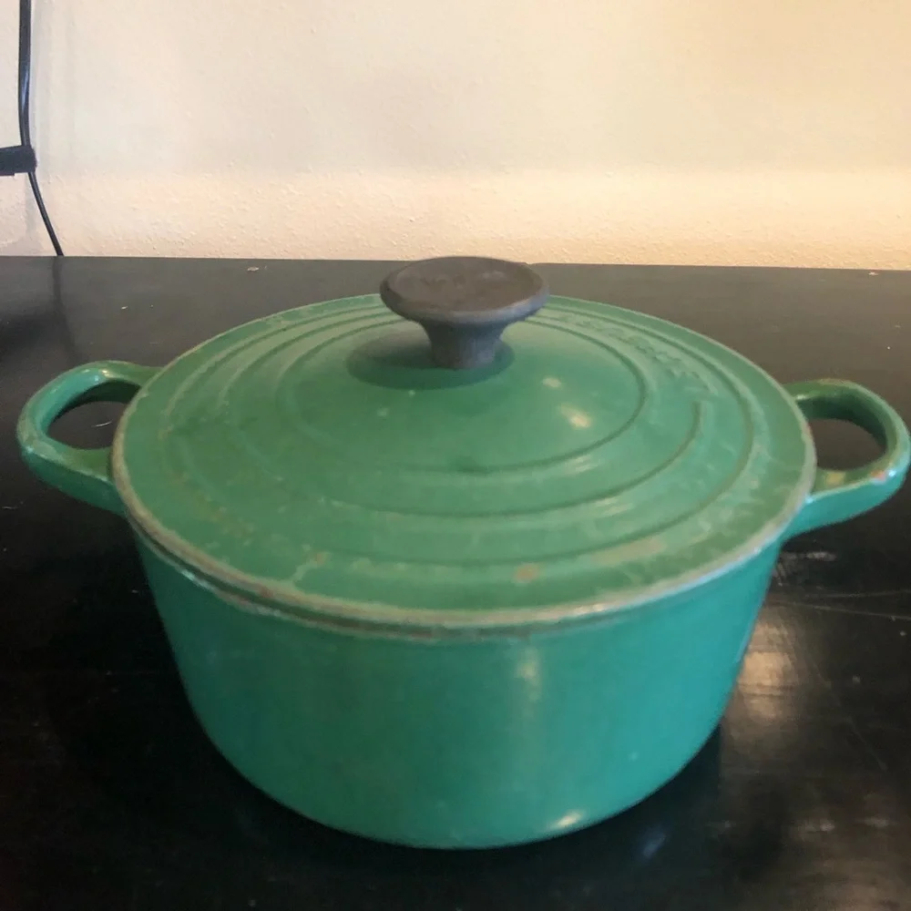 LeCreuset Pot with top 18cm Preowned green